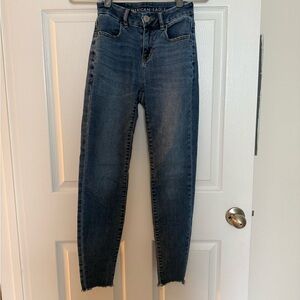 AE Women's Dark Wash High-Rise Jeggings